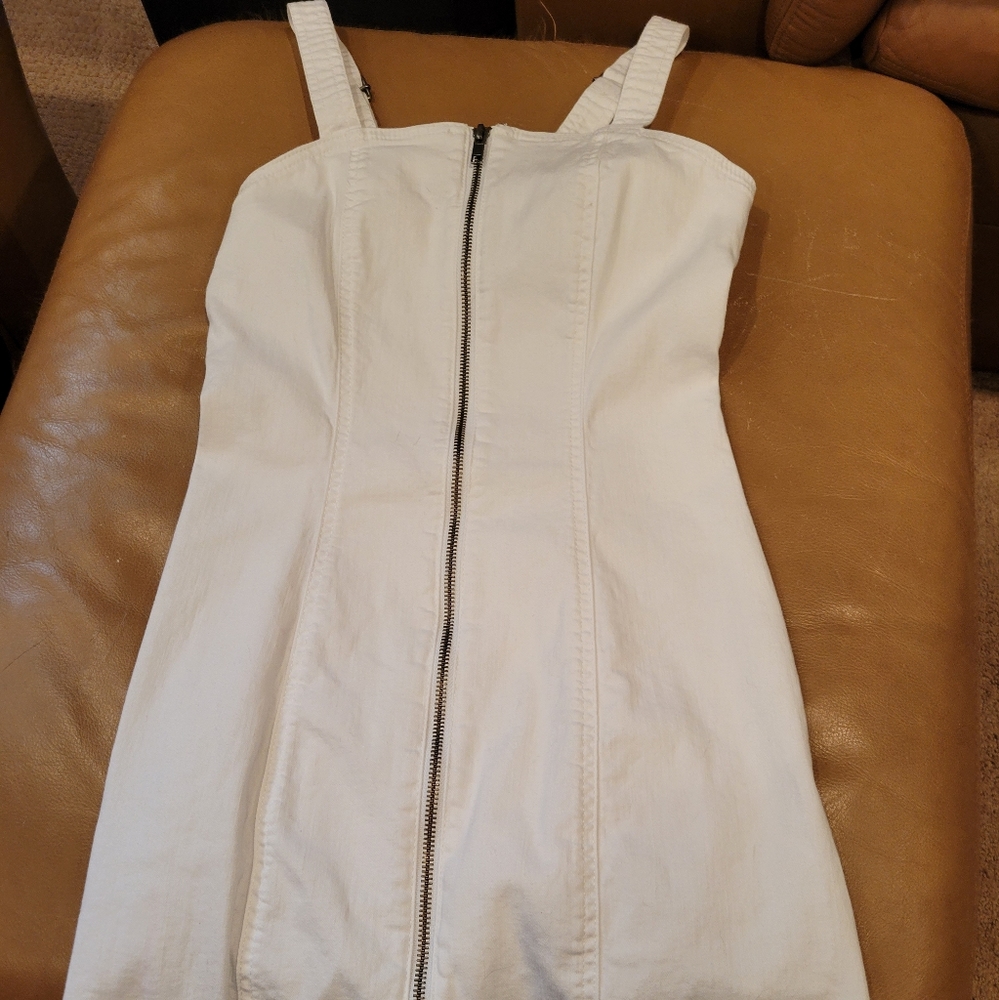 White jumper xs